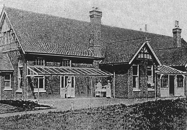 Picture of Fairlee Hospital now the Earl Mountbatten Hospice